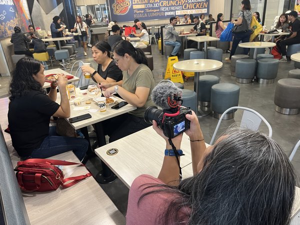 Meals at fast food restaurants are considered a measure of success amongst Filipino domestic workers